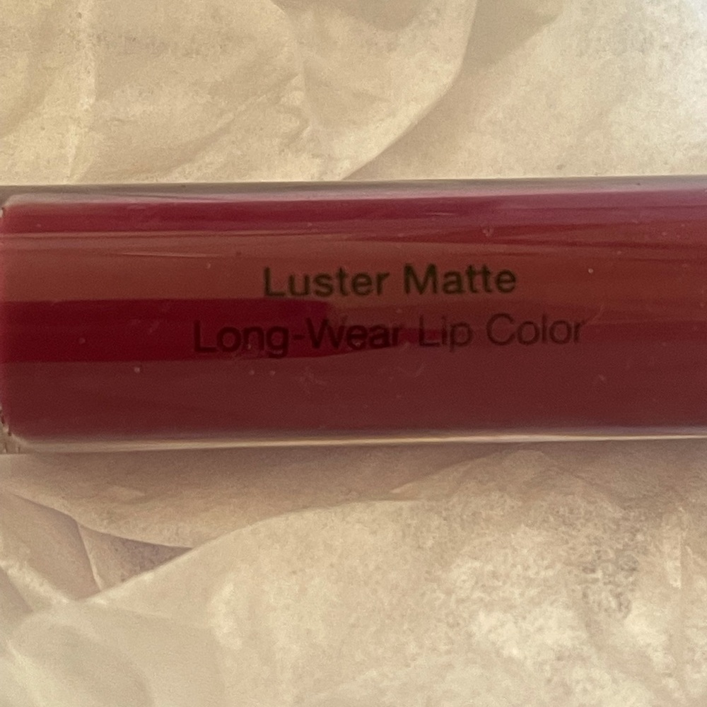 SEPHORA “DEEP PLUM LUSTER” RED/PURPLE MATTE LONG-WEAR LIPSTICK - Picture 5 of 7